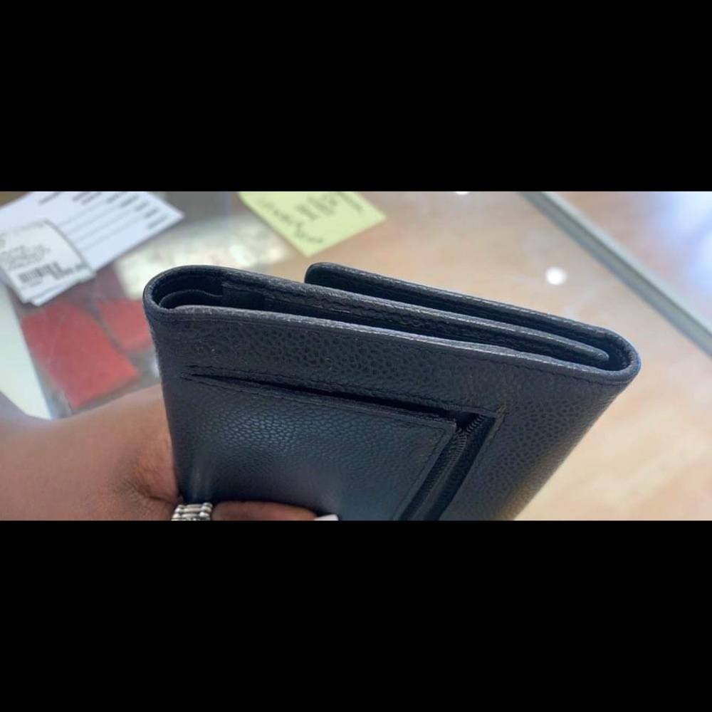 Chanel Wallet - Picture 3 of 8